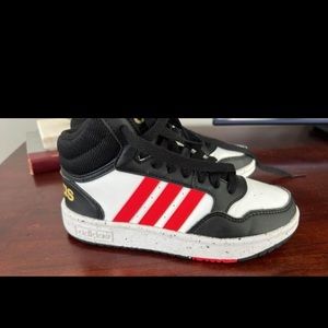 Boys 13k addidas high tops